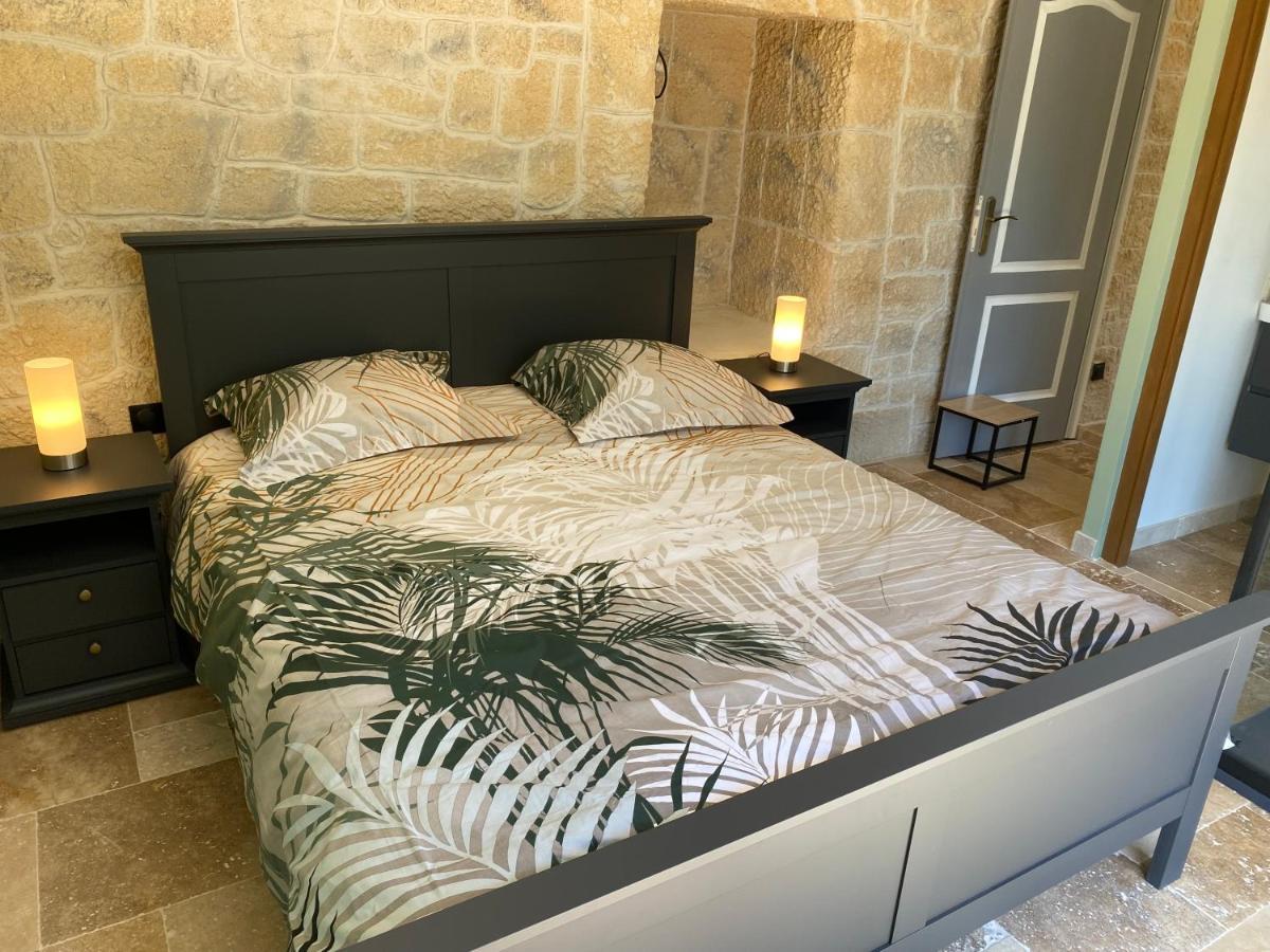 Appartement De Charme Avec Jaccusi Vezenobres Exterior foto