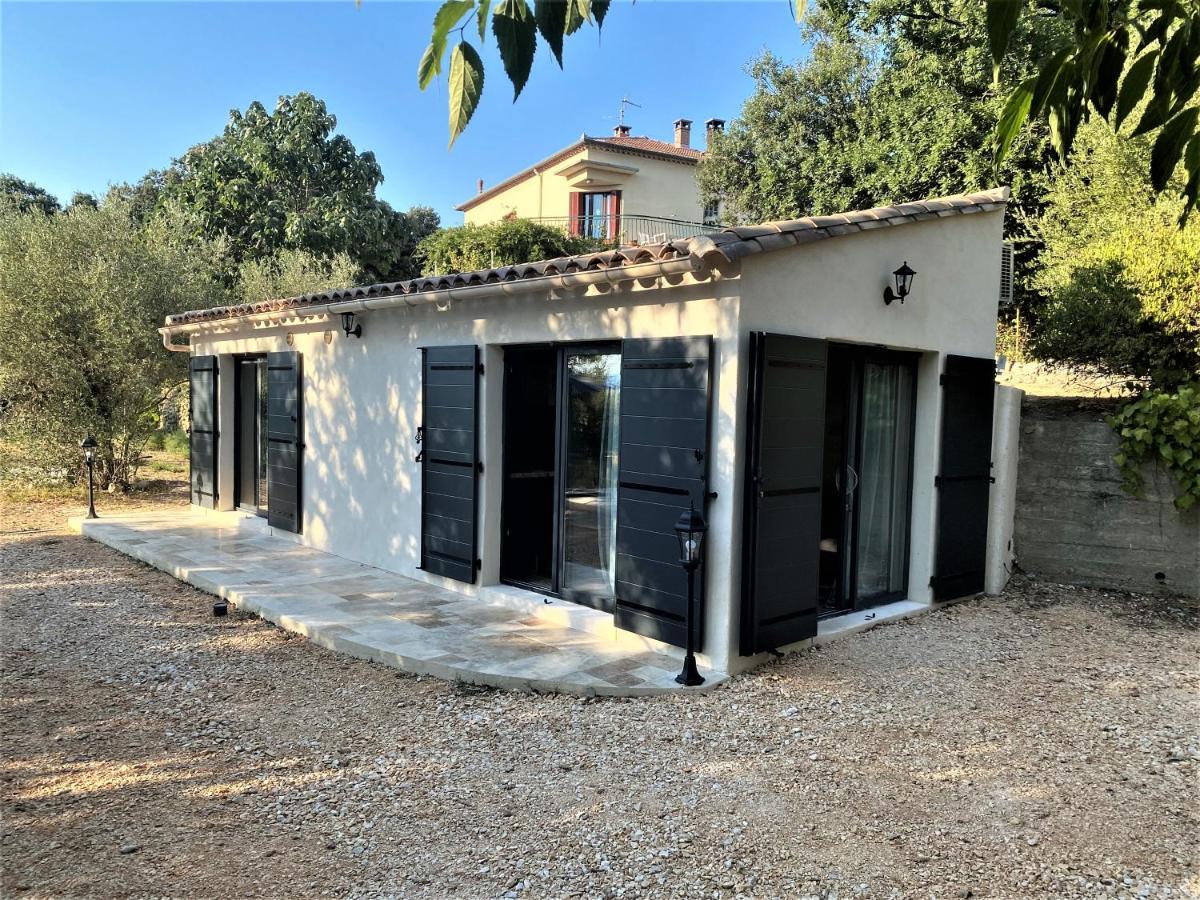 Appartement De Charme Avec Jaccusi Vezenobres Exterior foto